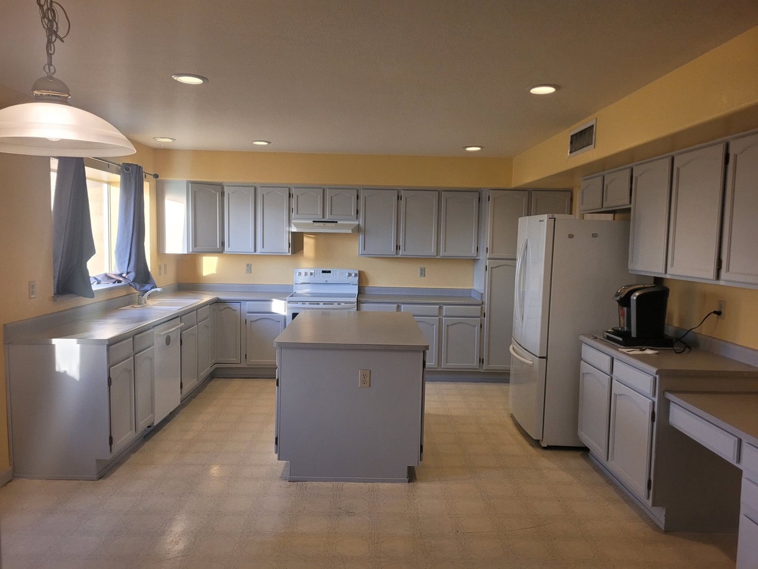 Cosmetic home improvement and finishing work